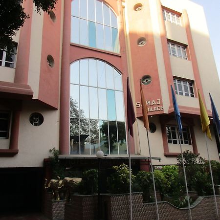 Hotel Sahaj Palace Ahmedabad Bagian luar foto