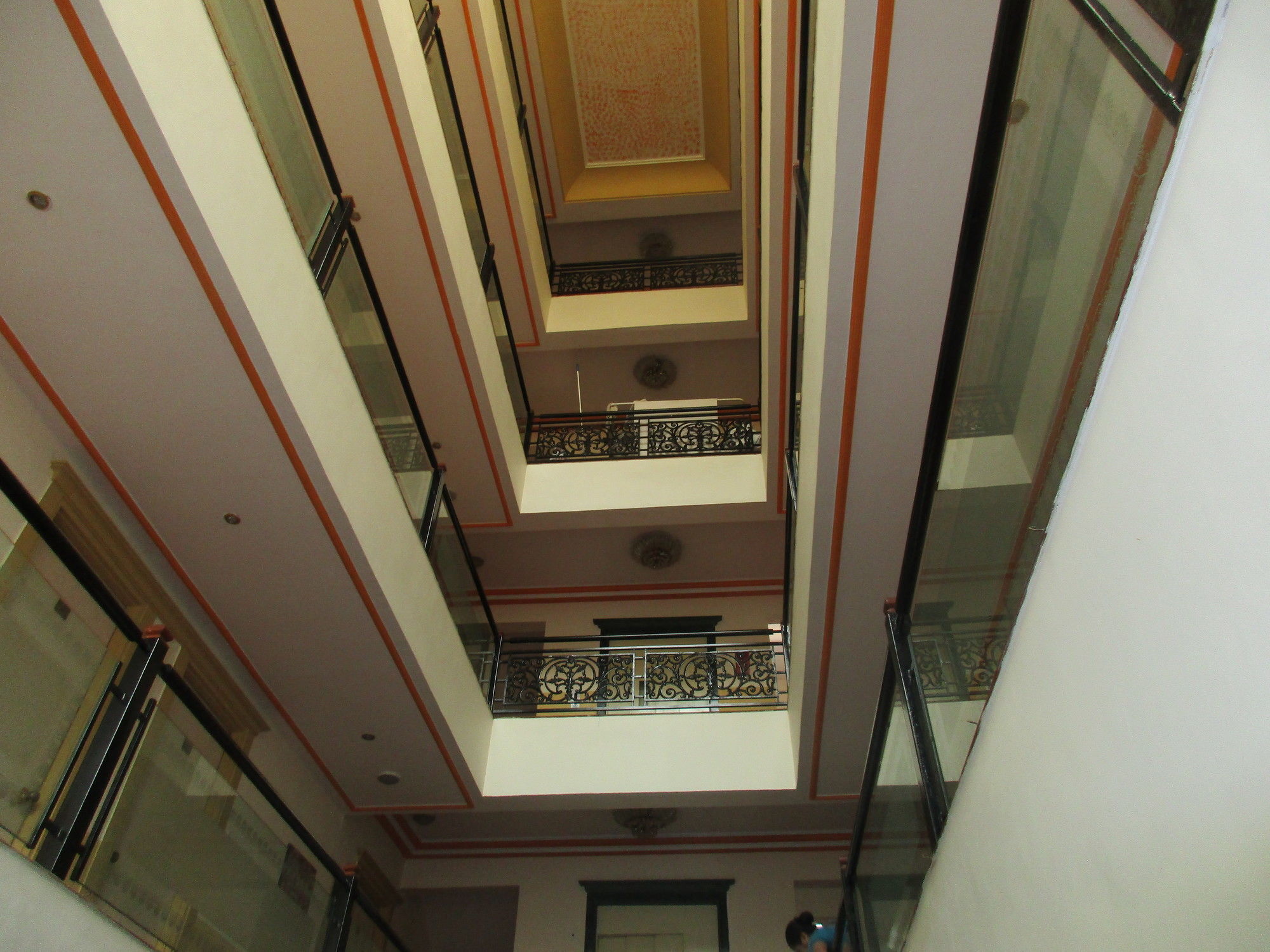 Hotel Sahaj Palace Ahmedabad Bagian luar foto